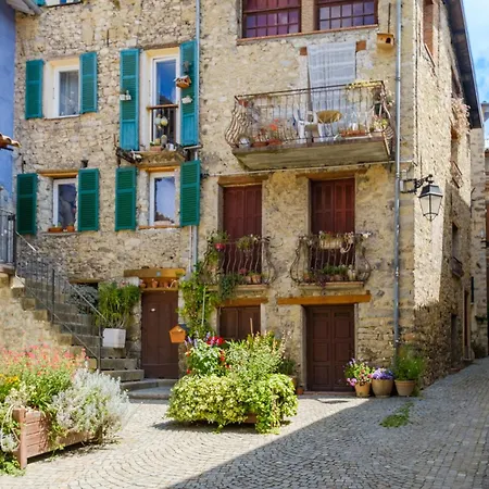 Le Jardin Des Oiseaux Apartment *